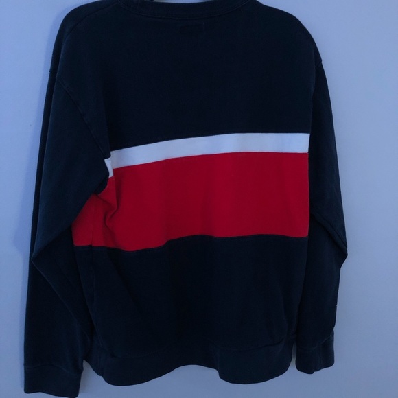 Roots sweatshirt! - Picture 2 of 3